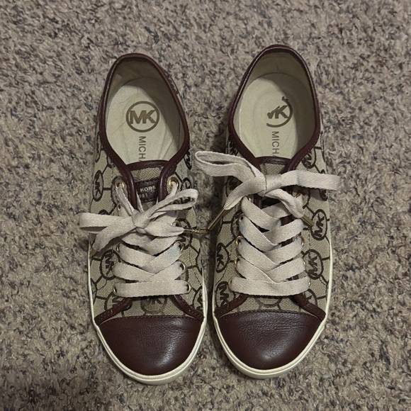 Michael Kors Brown & Cream Shoes - Picture 2 of 5